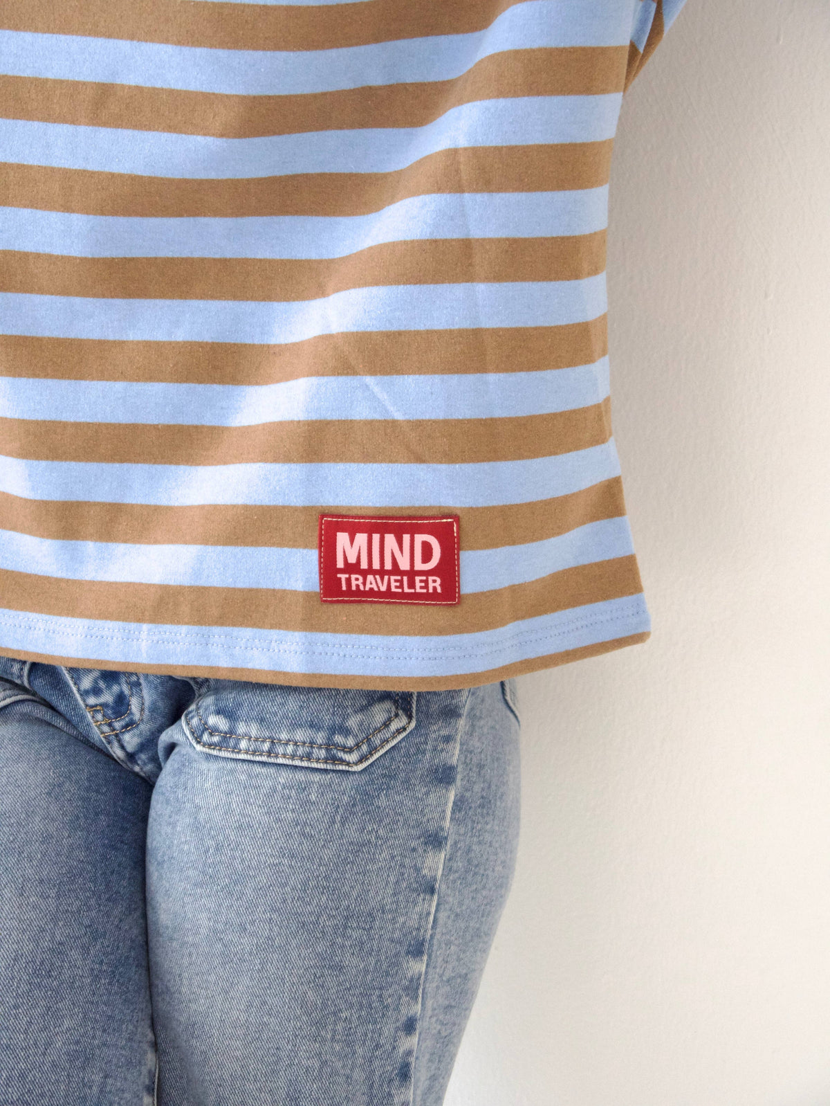 Núria Brown and Light Blue T-shirt