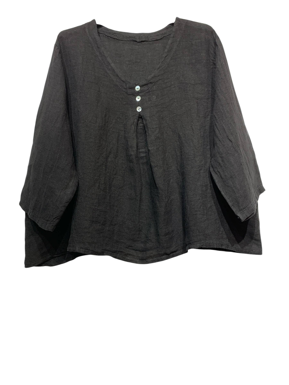 5548 Loose Linen Blouse with Buttoned Neckline: Jeans