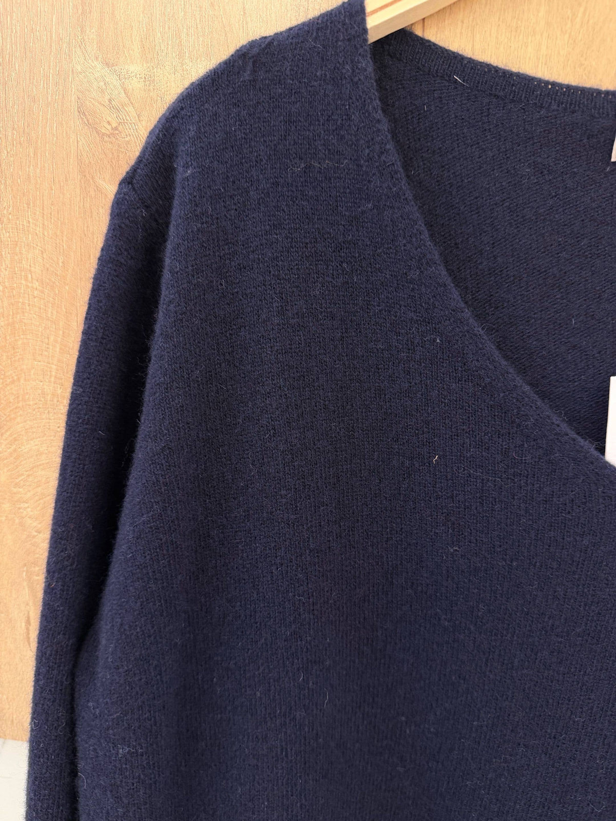 V-Neck Pullover in 100% Wool - Made in Italy