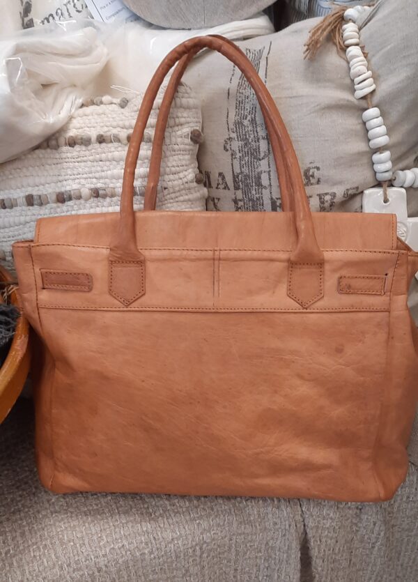 italian leather bag 24